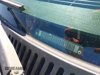 2002 Chevrolet Tahoe LS с VIN 1GNEK13T92J144002, выставлен на аукционе IAAI как лот 42654611 с пробегом Не указан миль и . История ставок и продаж доступна на DreamBid. Изображение 9.