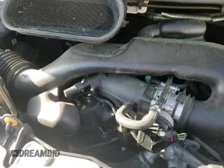 2017 Ford Transit z VIN 1FTYR2YM7HKB51963, wystawiony jako Copart lot #54344645 z przebiegiem 142 825 mil mil oraz Szkoda całkowita • Salvage title. Historia ofert i sprzedaży dostępna na DreamBid. Obrazek 14.
