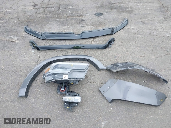 2022 Ram 1500 Limited z VIN 1C6SRFHM6NN134716, wystawiony jako IAAI lot #42250431 z przebiegiem 12 051 mil mil oraz . Historia ofert i sprzedaży dostępna na DreamBid. Obrazek 12.