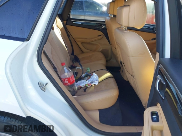 2018 Porsche Macan with VIN WP1AA2A54JLB01838, listed as a IAAI auction lot 41422473 with 84,451 mi miles. Bid and sale history available at carsss.com. Image 8.