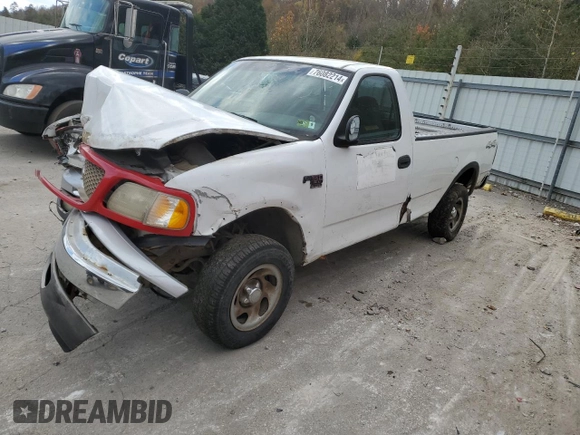 2002 Ford F-150 XL z VIN 1FTRF18W92NB71226, wystawiony jako Copart lot #76082214 z przebiegiem Nie podano mil oraz Szkoda całkowita • Salvage title. Historia ofert i sprzedaży dostępna na DreamBid. Obrazek 1.