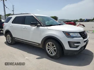 2017 Ford Explorer XLT z VIN 1FM5K7D80HGE01880, wystawiony jako Copart lot #65489154 z przebiegiem 150 815 mil mil oraz Szkoda całkowita • Salvage title. Historia ofert i sprzedaży dostępna na DreamBid. Obrazek 4.
