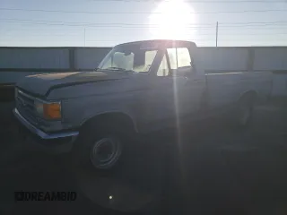 1989 Ford F-250 with VIN 1FTEF25Y3KPB14874, listed as a Copart auction lot 88932095 with 26,920 mi miles and Clean Title. Bid and sale history available at carsss.com. Image 1.