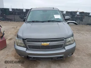 2007 Chevrolet Avalanche LTZ z VIN 3GNEC12J77G129472, wystawiony jako IAAI lot #41100413 z przebiegiem Nie podano mil oraz . Historia ofert i sprzedaży dostępna na DreamBid. Obrazek 12.