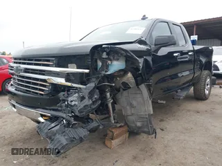 2020 Chevrolet Silverado 1500 LT with VIN 1GCRYDED5LZ157221, listed as a IAAI auction lot 41181537 with 84,912 mi miles. Bid and sale history available at carsss.com. Image 2.