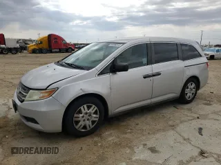 2013 Honda Odyssey LX z VIN 5FNRL5H22DB039777, wystawiony jako Copart lot #59398315 z przebiegiem 228 528 mil mil oraz Czysty tytuł • Clean title. Historia ofert i sprzedaży dostępna na DreamBid. Obrazek 1.