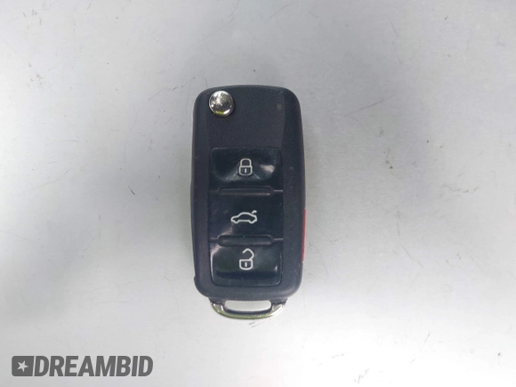 2011 Volkswagen Jetta TDI with VIN 3VWML7AJ7BM607714, listed as a IAAI auction lot 42047094 with 202,459 mi miles and . Bid and sale history available at DreamBid. Image 11.