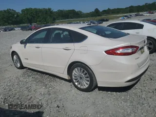 2015 Ford Fusion SE Hybrid with VIN 3FA6P0LU7FR177065, listed as a Copart auction lot 53750715 with 174,815 mi miles and Salvage Title. Bid and sale history available at DreamBid. Image 2.
