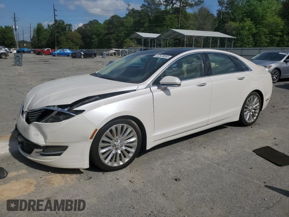 2015 Lincoln MKZ with VIN 3LN6L2GK7FR607330, listed as a Copart auction lot 52520855 with 33,743 mi miles and Salvage title. Bid and sale history available at DreamBid. Image 1.