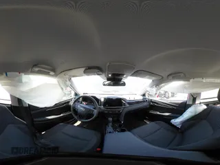 2025 Toyota Camry LE z VIN 4T1DAACK5SU071607, wystawiony jako IAAI lot #42377715 z przebiegiem Nie podano mil oraz . Historia ofert i sprzedaży dostępna na DreamBid. Obrazek 20.