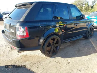 2011 Land Rover Range Rover Sport SC z VIN SALSH2E40BA274863, wystawiony jako IAAI lot #41591339 z przebiegiem 111 280 mil mil oraz . Historia ofert i sprzedaży dostępna na DreamBid. Obrazek 4.