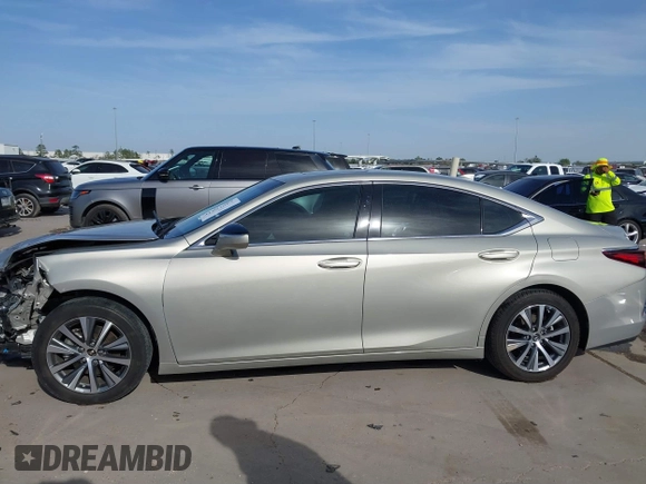 2020 Lexus ES 350 с VIN 58ADZ1B15LU078567, выставлен на аукционе IAAI как лот 41831863 с пробегом 32 793 миль миль и . История ставок и продаж доступна на DreamBid. Изображение 15.