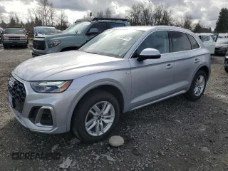 2022 Audi Q5 S line Premium with VIN WA1GAAFY0N2089458, listed as a Copart auction lot 49338915 with 25,993 mi miles and Salvage Title. Bid and sale history available at carsss.com. Image 1.