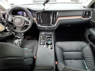 2024 Volvo S60 Plus Dark Theme z VIN 7JRL12FL9RG308054, wystawiony jako Copart lot #87840475 z przebiegiem 11 680 mil mil oraz Szkoda całkowita • Salvage title. Historia ofert i sprzedaży dostępna na DreamBid. Obrazek 8.