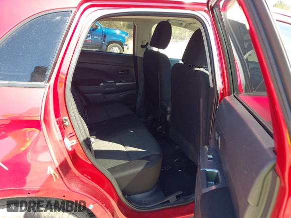 2020 Mitsubishi Outlander Sport SE 2.0 with VIN JA4AP4AU4LU008635, listed as a IAAI auction lot 41764770 with 73,924 mi miles. Bid and sale history available at carsss.com. Image 8.