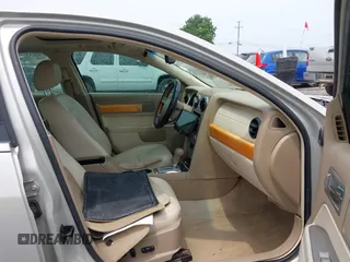 2007 Lincoln MKZ with VIN 3LNHM26T27R671244, listed as a IAAI auction lot 42484850 with 180,898 mi miles and . Bid and sale history available at DreamBid. Image 5.