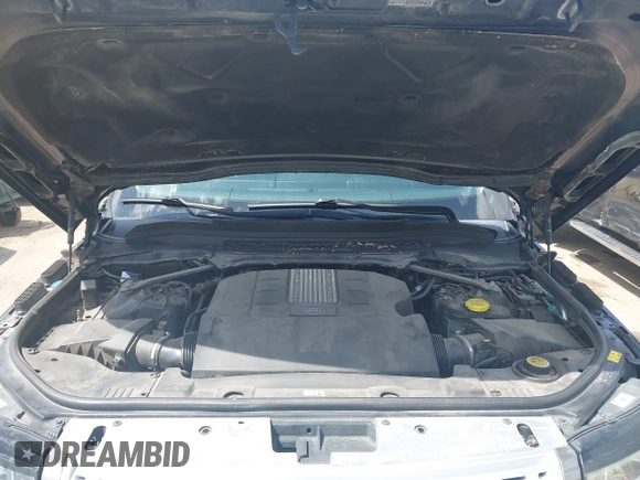 2015 Land Rover Range Rover Supercharged with VIN SALGS2TF1FA219503, listed as a IAAI auction lot 42580352 with 104,534 mi miles and . Bid and sale history available at DreamBid. Image 10.