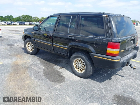 1995 Jeep Grand Cherokee Limited with VIN 1J4GZ78Y0SC578277, listed as a IAAI auction lot 42082848 with 174,288 mi miles. Bid and sale history available at carsss.com. Image 3.