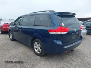 2012 Toyota Sienna LE AAS с VIN 5TDKK3DC7CS268098, выставлен на аукционе IAAI как лот 42451544 с пробегом 265 316 миль миль и . История ставок и продаж доступна на DreamBid. Изображение 3.