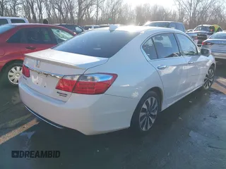 2014 Honda Accord Touring with VIN 1HGCR6F7XEA003663, listed as a IAAI auction lot 41327750 with 162,513 mi miles and . Bid and sale history available at DreamBid. Image 4.