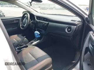 2018 Toyota Corolla L z VIN 2T1BURHE9JC067155, wystawiony jako IAAI lot #42492008 z przebiegiem 169 311 mil mil oraz . Historia ofert i sprzedaży dostępna na DreamBid. Obrazek 5.
