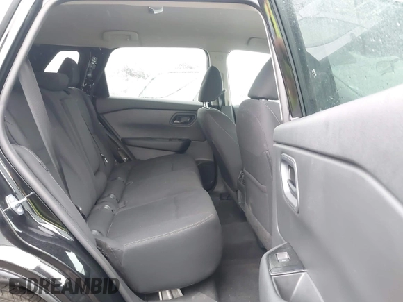 2025 Nissan Rogue S z VIN 5N1BT3ABXSC765294, wystawiony jako IAAI lot #41905928 z przebiegiem 600 mil mil oraz . Historia ofert i sprzedaży dostępna na DreamBid. Obrazek 8.