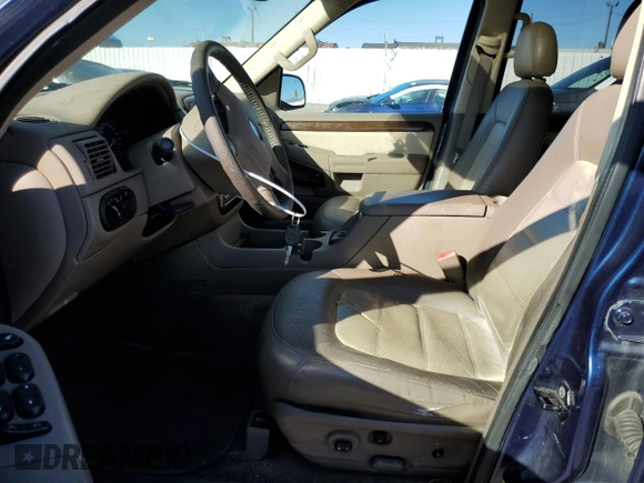 2005 Ford Explorer Eddie Bauer с VIN 1FMZU74E55UA46090, выставлен на аукционе Copart как лот 79311024 с пробегом 141 334 миль миль и Списание • Salvage title. История ставок и продаж доступна на DreamBid. Изображение 7.