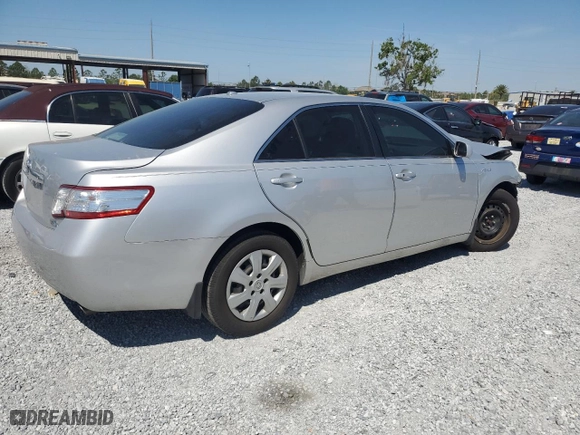 2011 Toyota Camry Hybrid with VIN 4T1BB3EK1BU140435, listed as a Copart auction lot 50717105 with 118,205 mi miles and Salvage Title. Bid and sale history available at carsss.com. Image 3.