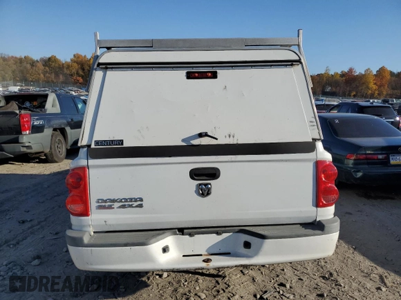 2008 Dodge Dakota SLT with VIN 1D7HW42KX8S520381, listed as a Copart auction lot 76985824 with Not Provided miles and Salvage Title. Bid and sale history available at carsss.com. Image 6.