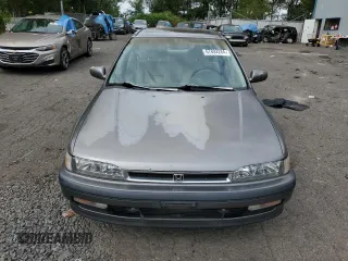 1990 Honda Accord EX with VIN JHMCB7563LC072616, listed as a Copart auction lot 67892284 with 218,918 mi miles and Salvage Title. Bid and sale history available at carsss.com. Image 5.