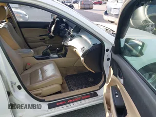 2012 Honda Accord SE z VIN 1HGCP2F63CA017374, wystawiony jako IAAI lot #40875683 z przebiegiem 267 310 mil mil oraz . Historia ofert i sprzedaży dostępna na DreamBid. Obrazek 5.