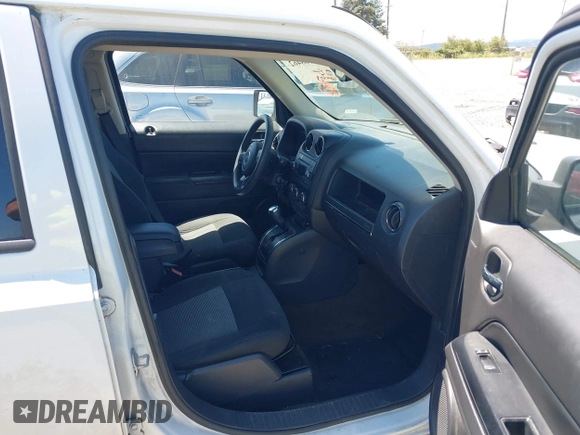 2016 Jeep Patriot Sport with VIN 1C4NJPBA8GD814997, listed as a IAAI auction lot 42708462 with 204,997 mi miles and . Bid and sale history available at DreamBid. Image 5.