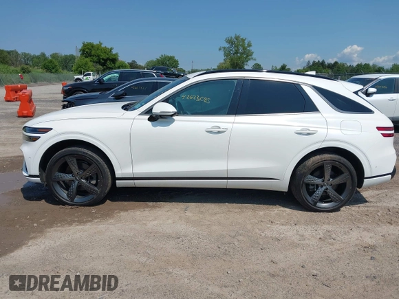 2022 Genesis GV70 2.5T с VIN KMUMADTB1NU044007, выставлен на аукционе IAAI как лот 42623087 с пробегом 30 978 миль миль и . История ставок и продаж доступна на DreamBid. Изображение 14.