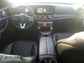 2020 Mercedes-Benz E-Class E 350 with VIN WDDZF8EB4LA710411, listed as a Copart auction lot 77326154 with 31,800 mi miles and Non Repairable. Bid and sale history available at carsss.com. Image 8.