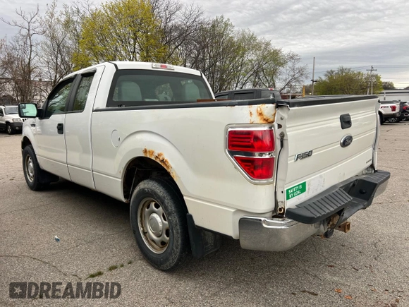 2013 Ford F-150 XL with VIN 1FTEX1CM2DFC21544, listed as a Copart auction lot 55329995 with 176,836 mi miles and Clean Title. Bid and sale history available at carsss.com. Image 4.