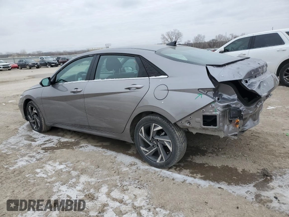 2024 Hyundai Elantra SEL with VIN KMHLS4DG3RU843407, listed as a Copart auction lot 44775405 with 1,904 mi miles and Salvage title. Bid and sale history available at DreamBid. Image 2.