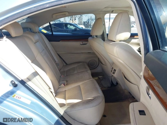 2013 Lexus ES 300h Hybrid with VIN JTHBW1GG2D2016970, listed as a IAAI auction lot 41866909 with NaN miles. Bid and sale history available at carsss.com. Image 8.