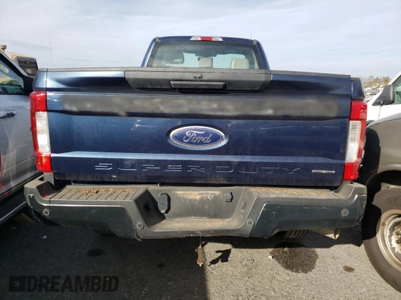 2019 Ford F-250 XL с VIN 1FTBF2B63KEE24685, выставлен на аукционе Copart как лот 41475665 с пробегом 24 040 миль миль и Списание • Salvage title. История ставок и продаж доступна на DreamBid. Изображение 6.