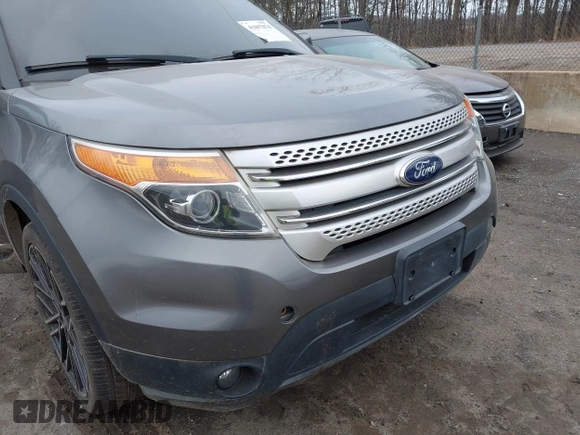 2014 Ford Explorer XLT z VIN 1FM5K8D80EGB14749, wystawiony jako IAAI lot #41897870 z przebiegiem 87 587 mil mil oraz . Historia ofert i sprzedaży dostępna na DreamBid. Obrazek 6.