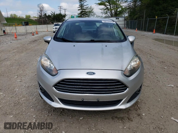 2016 Ford Fiesta S z VIN 3FADP4AJ2GM123002, wystawiony jako Copart lot #56122235 z przebiegiem 71 773 mil mil oraz Szkoda całkowita • Salvage title. Historia ofert i sprzedaży dostępna na DreamBid. Obrazek 5.