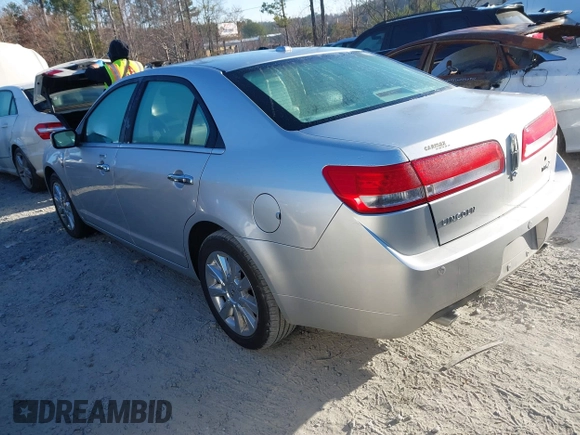 2011 Lincoln MKZ with VIN 3LNHL2GC2BR759690, listed as a IAAI auction lot 41672626 with 117,839 mi miles. Bid and sale history available at carsss.com. Image 3.