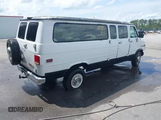 1995 GMC Rally z VIN 1GJGG39K1SF521849, wystawiony jako IAAI lot #42197276 z przebiegiem 208 329 mil mil oraz . Historia ofert i sprzedaży dostępna na DreamBid. Obrazek 4.