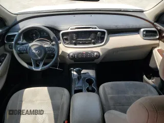 2016 Kia Sorento LX with VIN 5XYPG4A58GG178030, listed as a Copart auction lot 55608725 with 212,810 mi miles and Salvage Title. Bid and sale history available at carsss.com. Image 8.