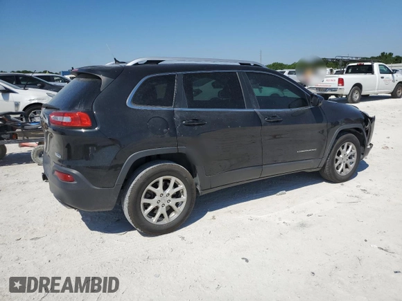 2015 Jeep Cherokee Latitude with VIN 1C4PJMCS6FW558716, listed as a Copart auction lot 50702375 with 133,088 mi miles and Salvage Title. Bid and sale history available at DreamBid. Image 3.
