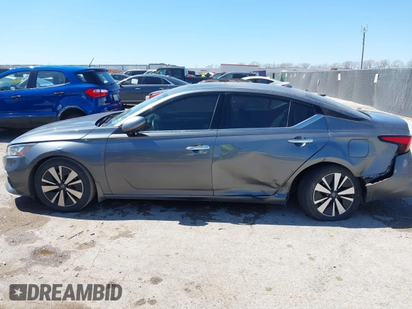 2019 Nissan Altima SL with VIN 1N4BL4EV6KC136118, listed as a IAAI auction lot 41837901 with 101,168 mi miles and . Bid and sale history available at DreamBid. Image 14.