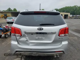 2013 Kia Sorento SX with VIN 5XYKWDA27DG364852, listed as a Copart auction lot 60194635 with 146,829 mi miles and Salvage title. Bid and sale history available at DreamBid. Image 6.