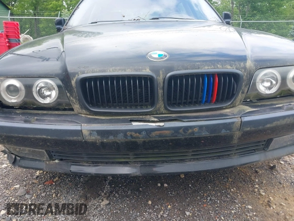 2001 BMW 7 Series 740iL with VIN WBAGH83411DP28499, listed as a IAAI auction lot 42278492 with Not provided miles and . Bid and sale history available at DreamBid. Image 6.