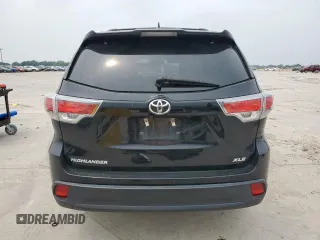 2015 Toyota Highlander XLE z VIN 5TDKKRFH0FS115854, wystawiony jako Copart lot #57512785 z przebiegiem 143 923 mil mil oraz Szkoda całkowita • Salvage title. Historia ofert i sprzedaży dostępna na DreamBid. Obrazek 6.