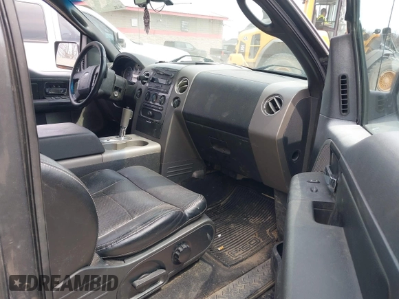 2004 Ford F-150 XLT с VIN 1FTPX14564NB32551, выставлен на аукционе IAAI как лот 42125478 с пробегом 188 332 миль миль и . История ставок и продаж доступна на DreamBid. Изображение 5.