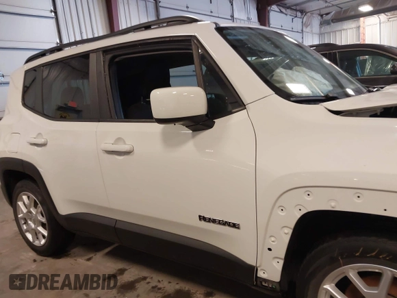 2020 Jeep Renegade Latitude with VIN ZACNJABB1LPL74247, listed as a IAAI auction lot 41755294 with 34,297 mi miles. Bid and sale history available at carsss.com. Image 13.